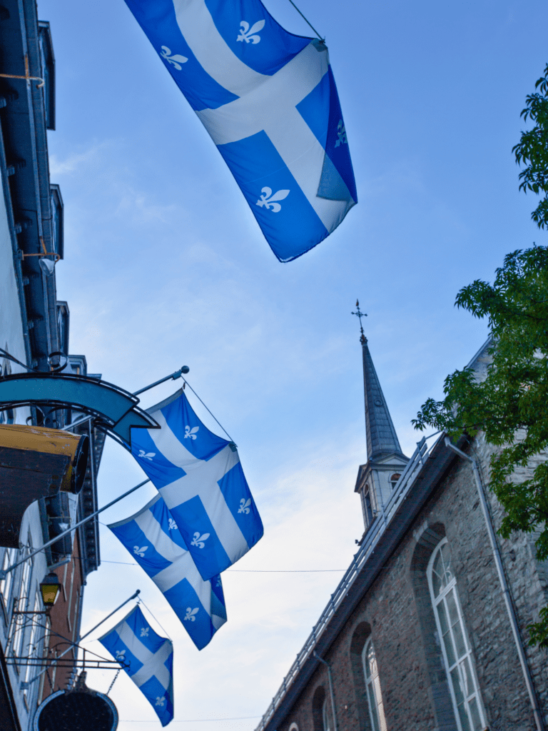 Drapeaux Québécois